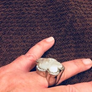 Ladies Sterling Silver, Mother of Pearl w cz’s